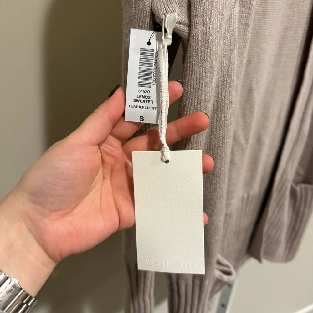 Aritzia Lenox Cardigan - Picture 4 of 7